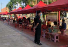 <b>眾志成城抗疫情，領(lǐng)威保安在一線</b>